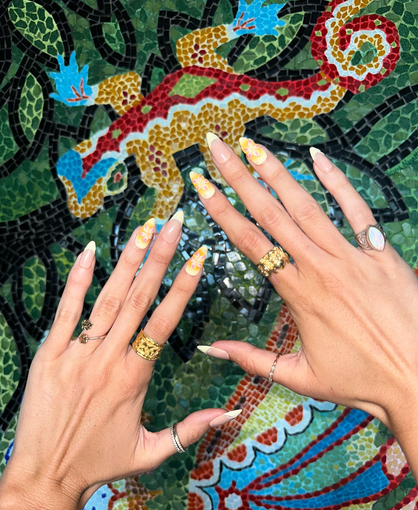 Hinh anh Lemon Drop Nails - Hương chanh Amalfi tươi mát trên đầu ngón tay 3