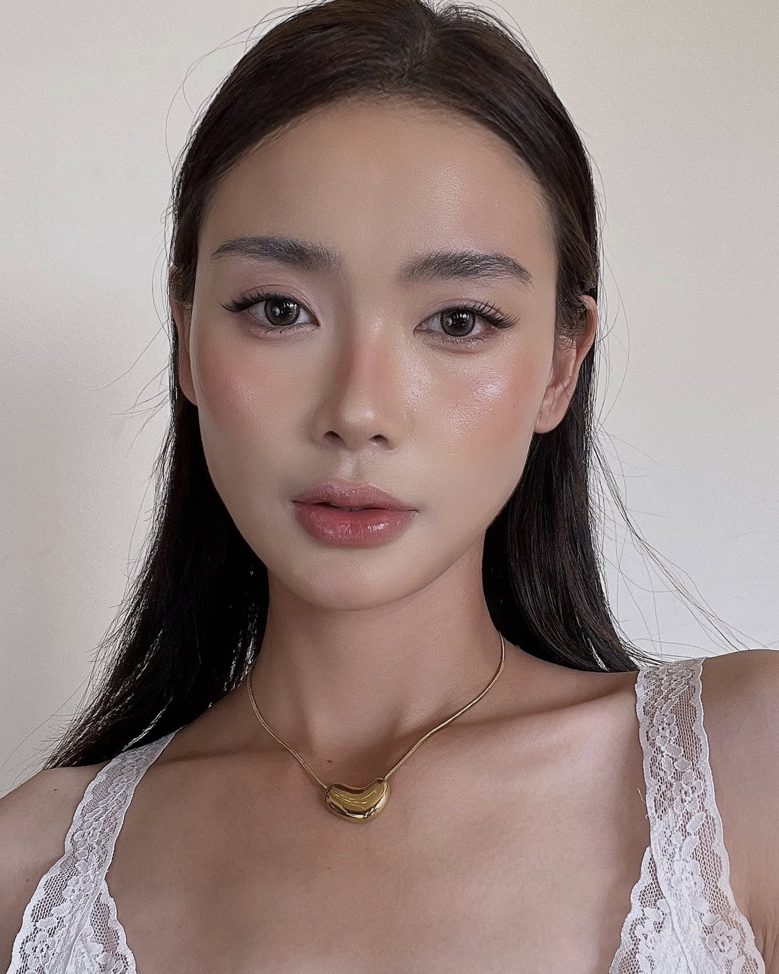 Hinh anh Cool Girl Makeup - Bí quyết “refresh” cho những ngày nắng nóng 1