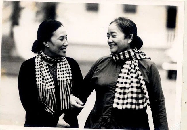 Hinh anh Áo bà ba trong hai cuộc kháng chiến 2