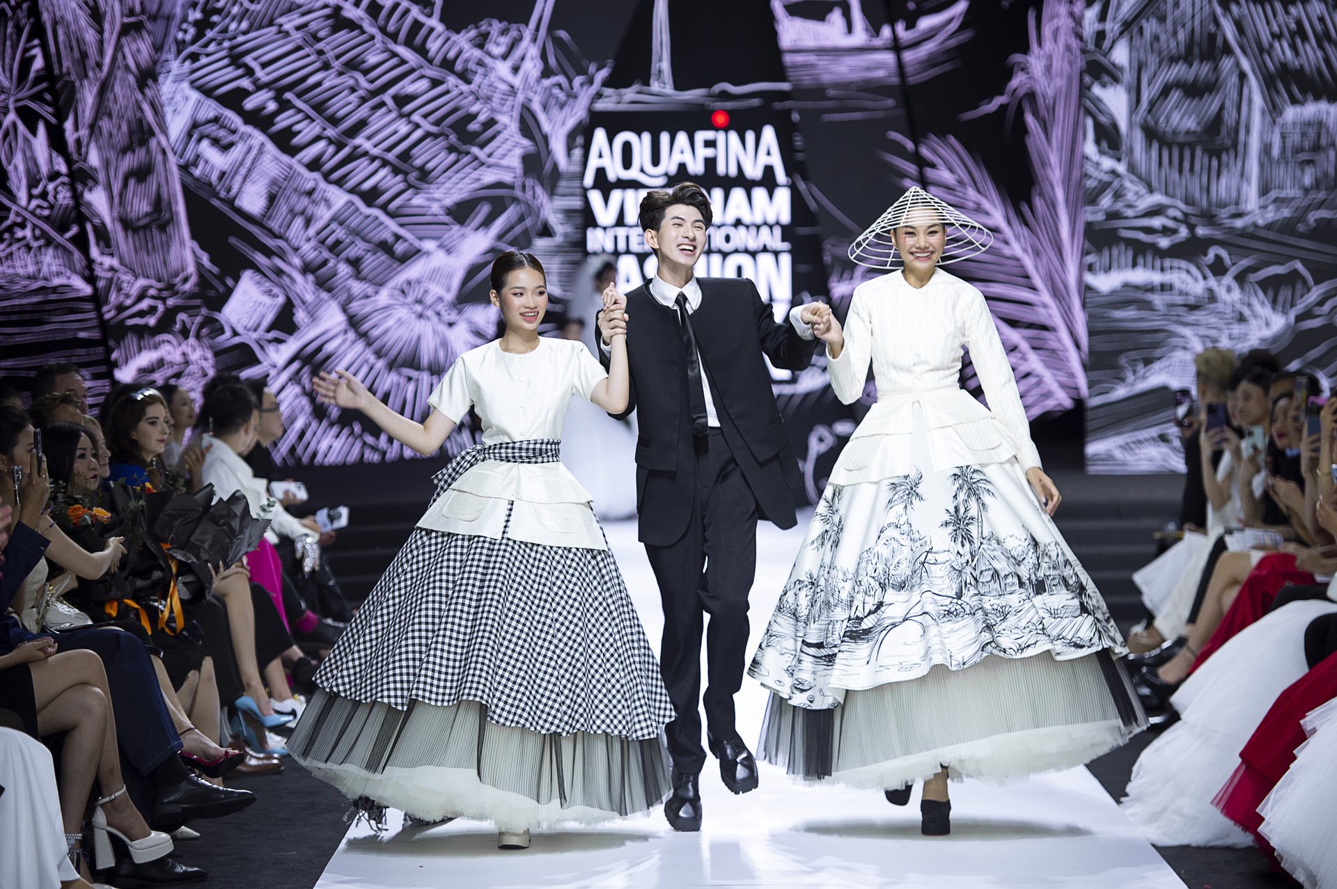 Hinh anh Nguồn tham khảo: Dữ liệu tổng hợp từ Sơn Nam, Trương Vĩnh Ký, Wikipedia. 1