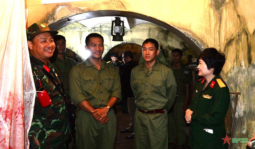 Hinh anh Một vài phân tích về trang phục trong phim Mưa đỏ và Địa đạo 3