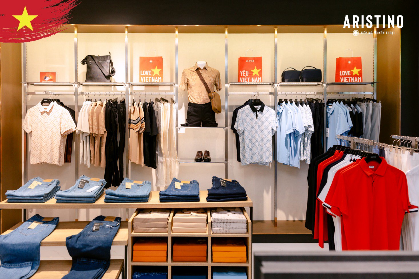 Hinh anh Khi thời trang hoà chung nhịp đập với Tổ quốc 9