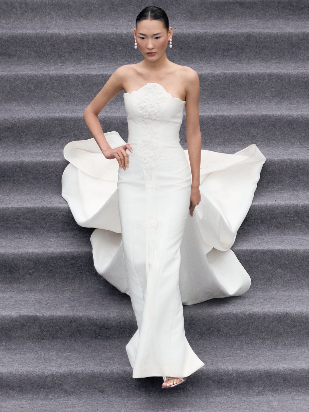 Hinh anh Lecia HER-ITAGE’25 Collection: Váy cưới trở thành báu vật của ký ức và văn hóa 12