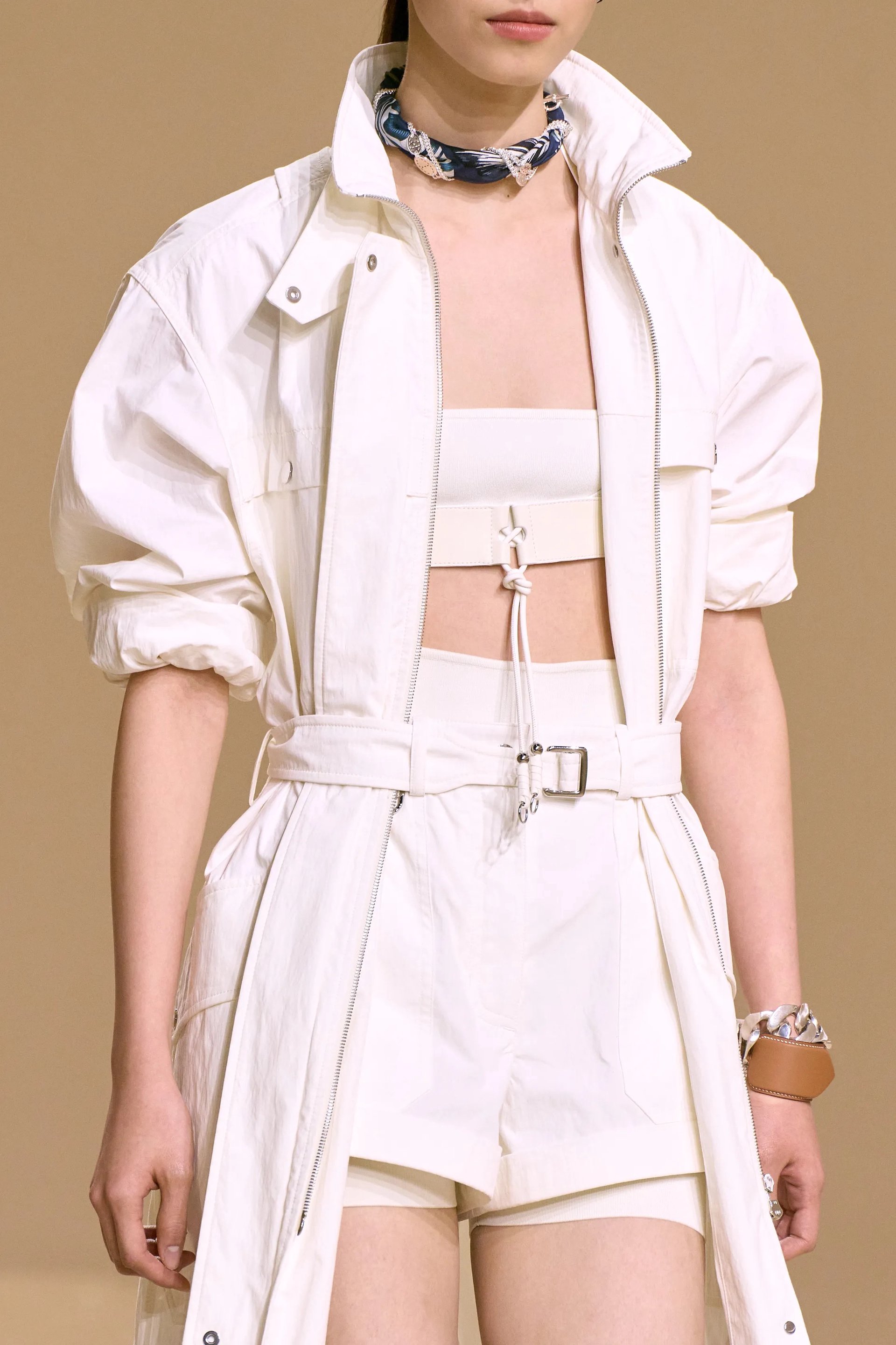 Hinh anh Đọc thêm: 23