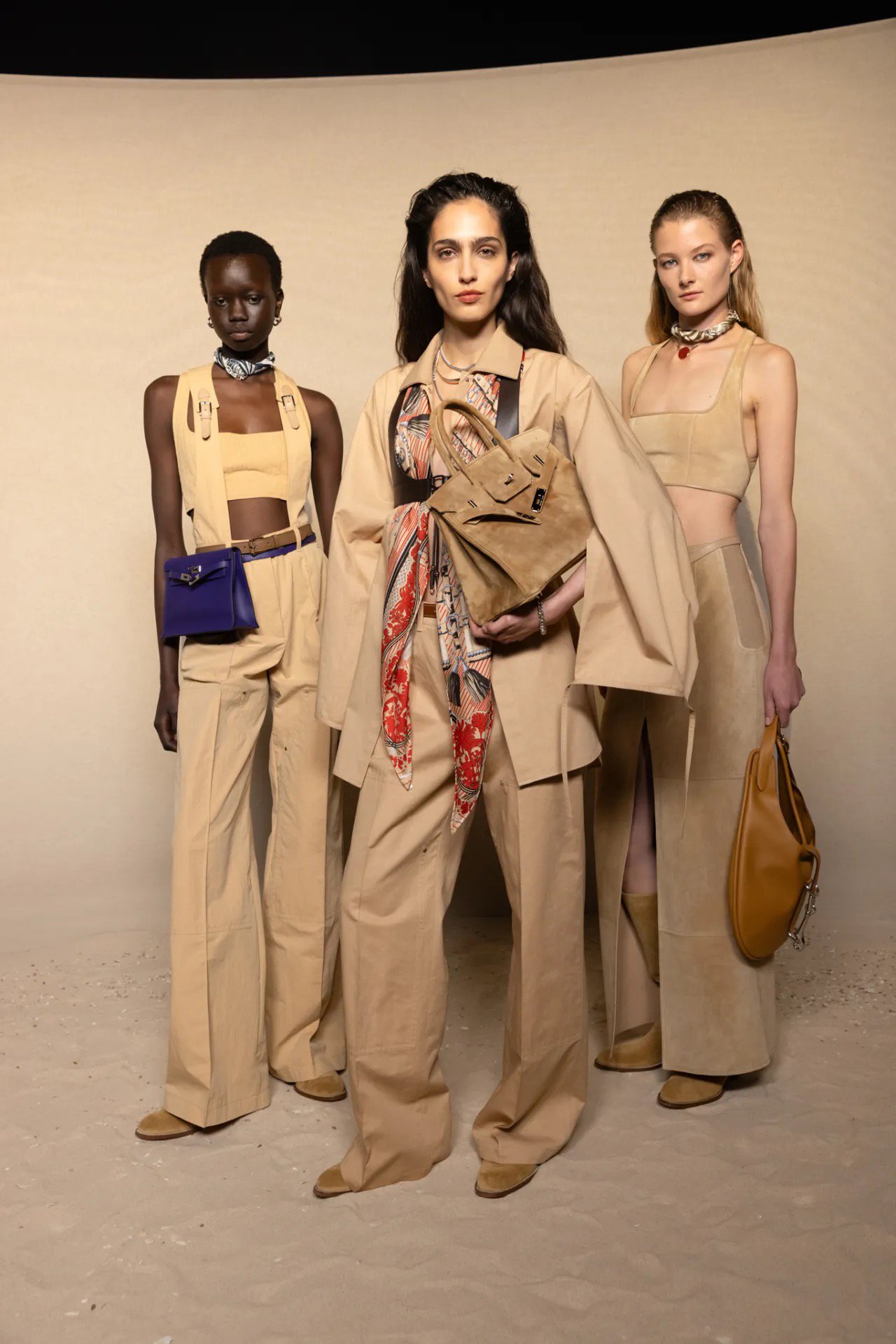 Hinh anh Đọc thêm: 51