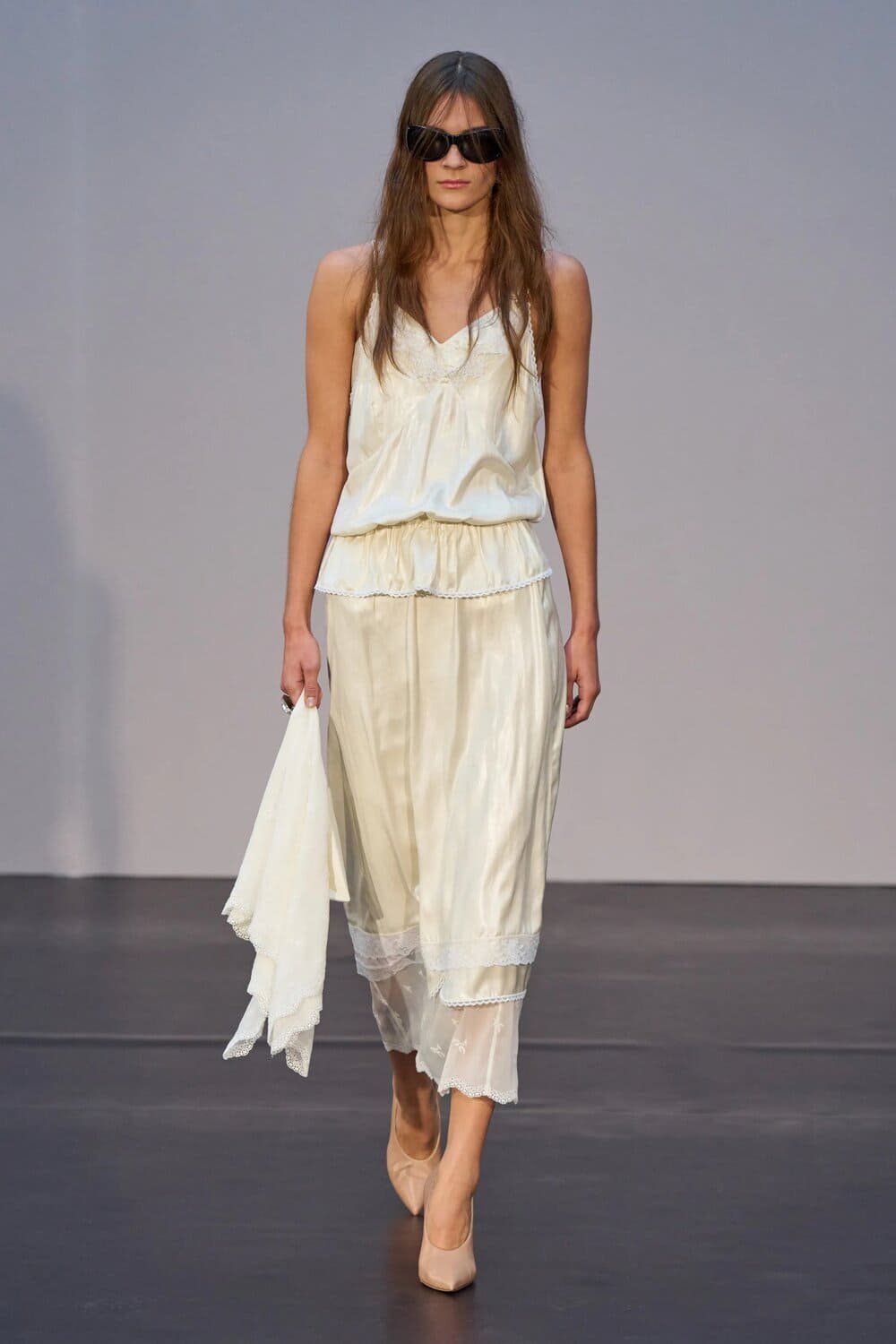 Hinh anh 4 xu hướng từ Paris Fashion Week SS26: Các ông lớn đang cố “bắt thóp” GenZ 13