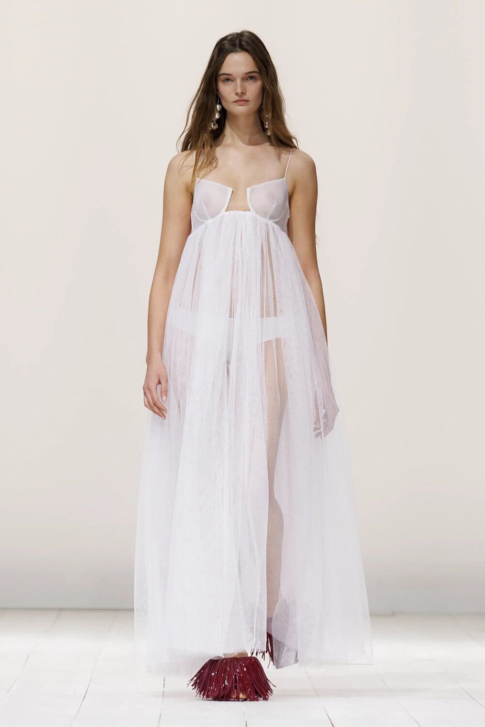 Hinh anh 4 xu hướng từ Paris Fashion Week SS26: Các ông lớn đang cố “bắt thóp” GenZ 14