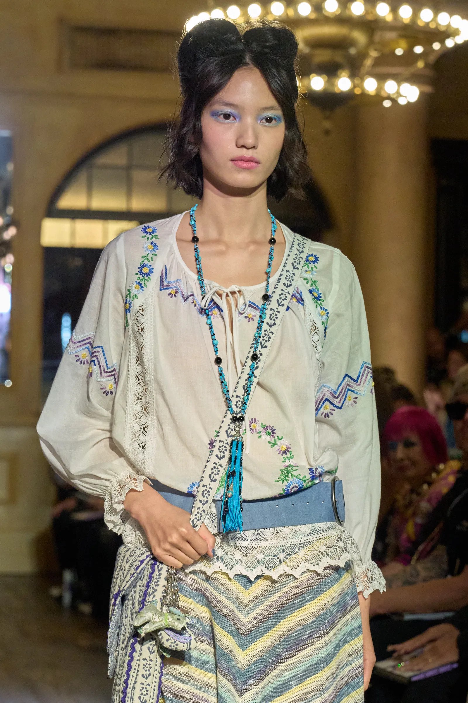 Hinh anh Chuỗi hạt trở lại 4