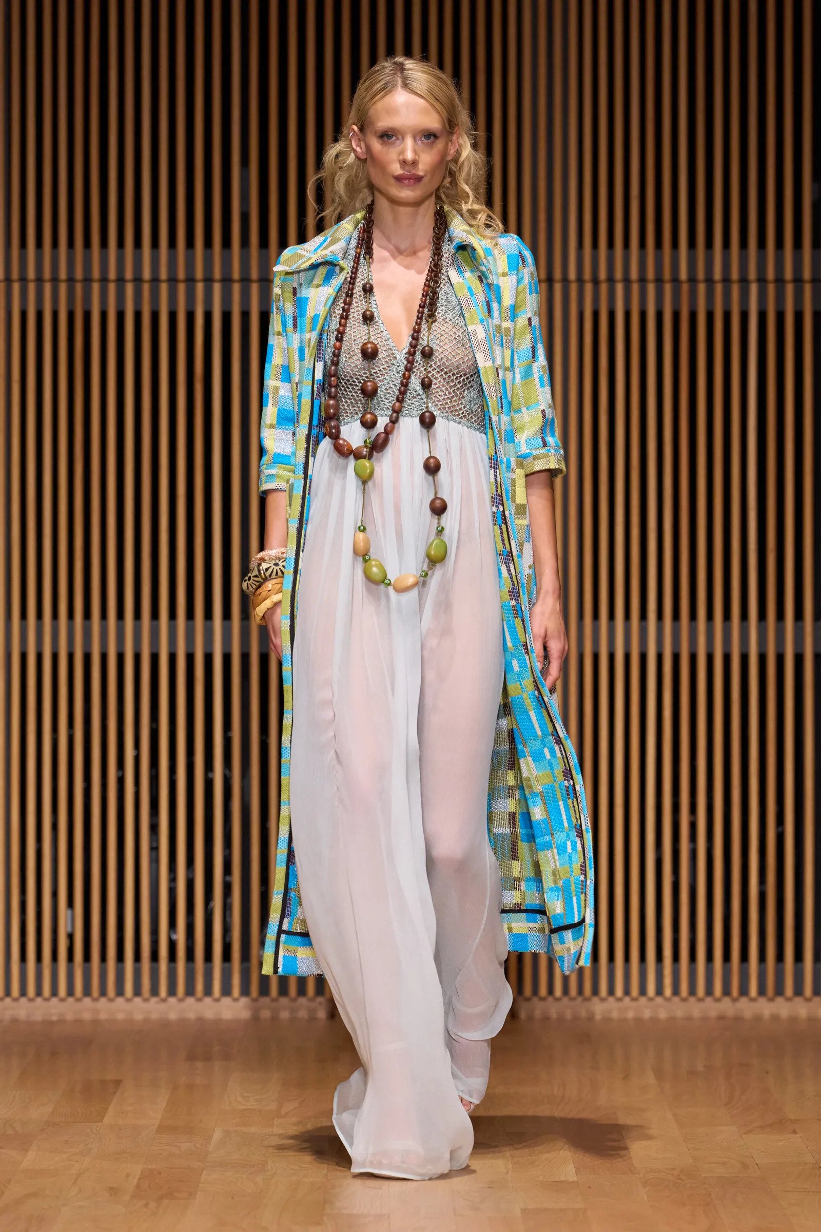 Hinh anh Chuỗi hạt trở lại 7