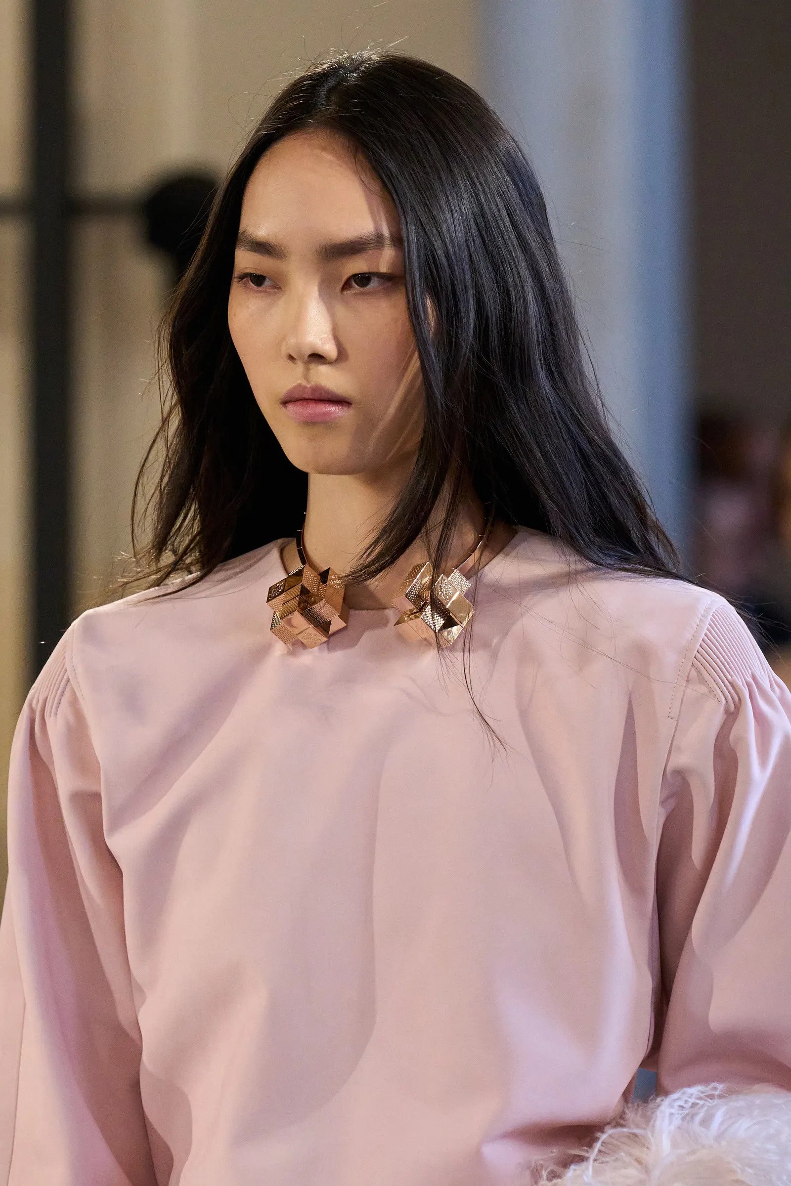 Hinh anh Hình khối thô mộc 1