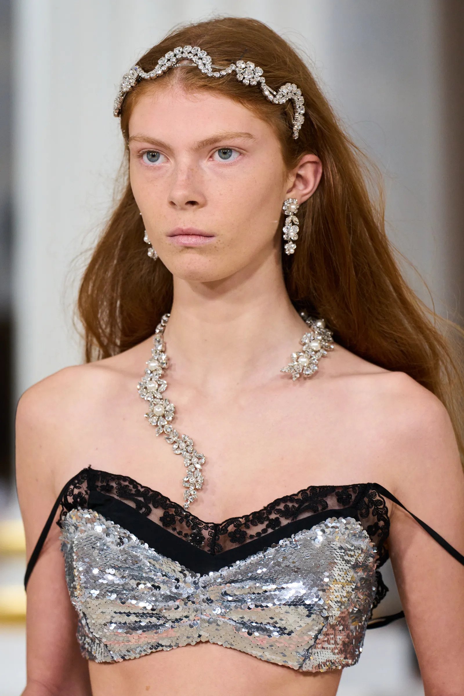 Hinh anh Hoàng gia trong kỷ nguyên Gen Z 2