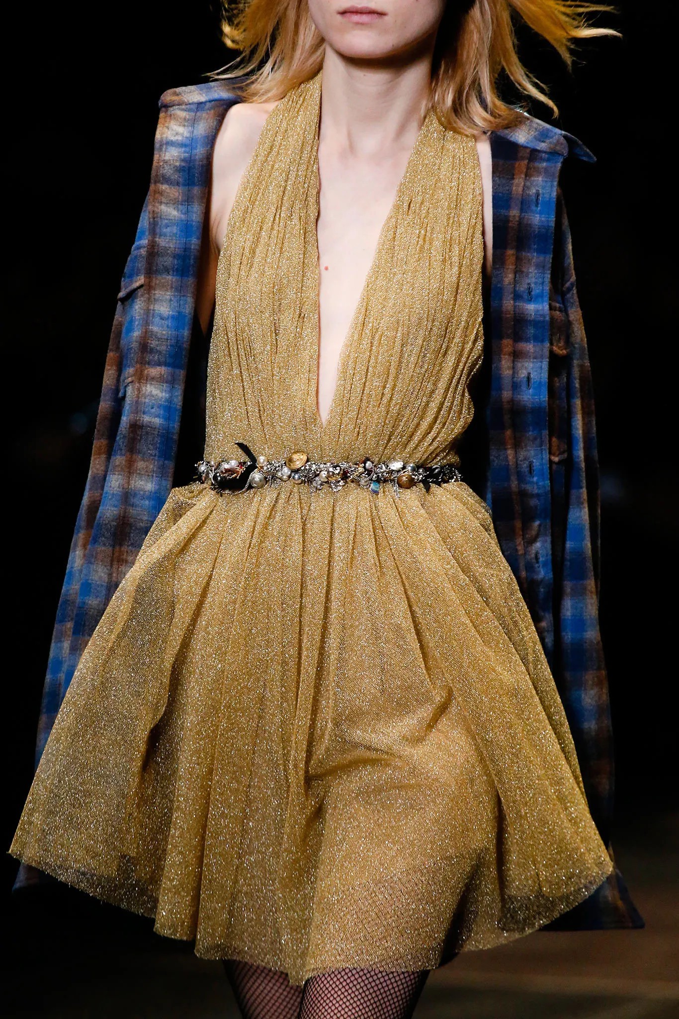 Hinh anh Flannel: Biểu tượng sức mạnh của giai cấp cần lao 30