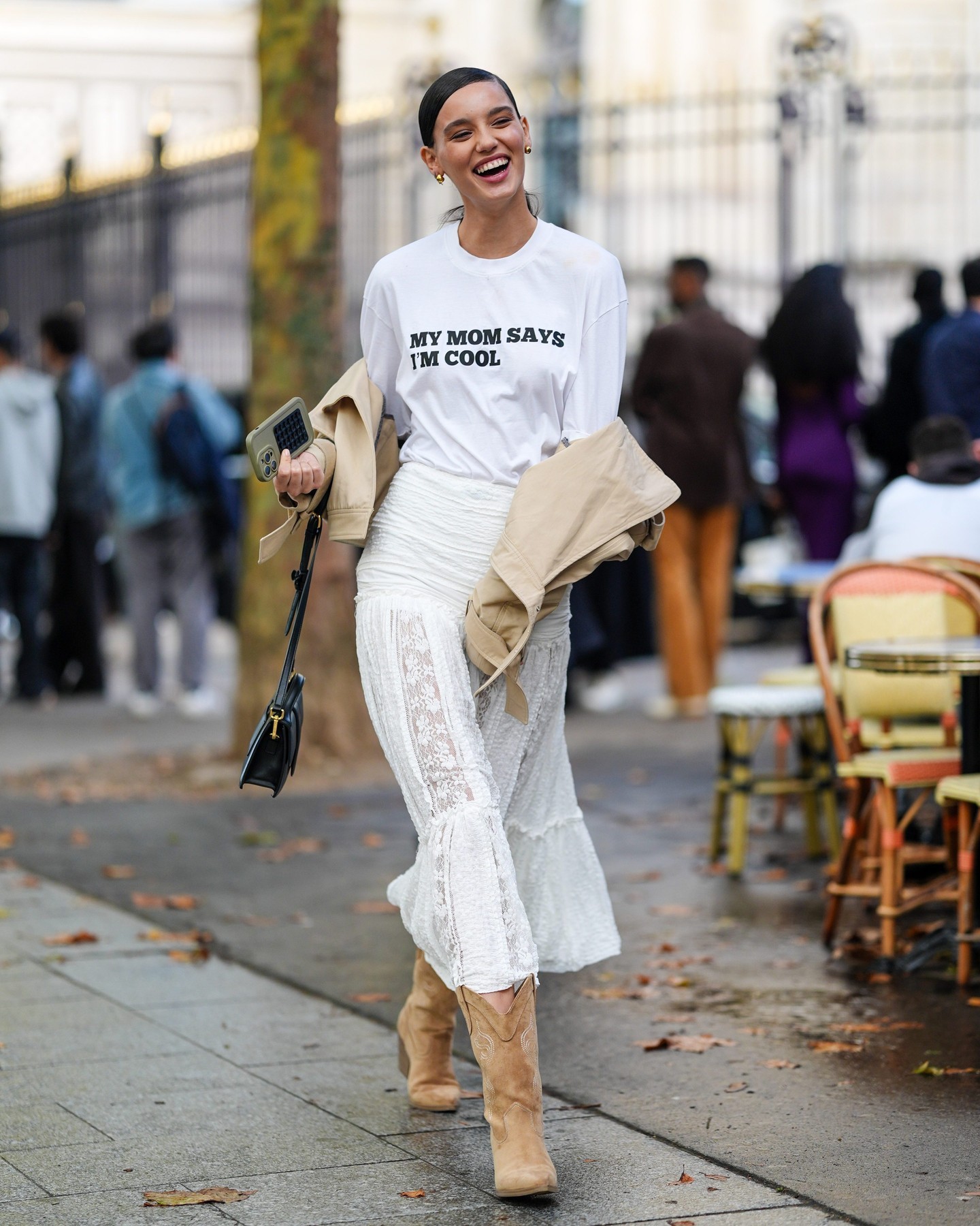 Hinh anh Chất liệu mềm "mạnh" 8