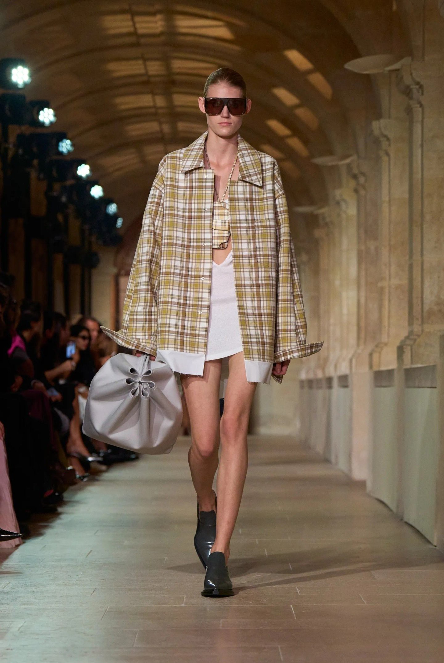 Hinh anh Họa tiết kẻ ô biến hóa 7