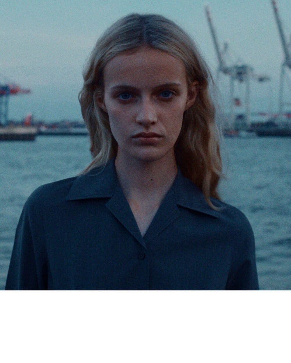 Hinh anh Jil Sander Xuân Hè 2026: Màn ra mắt đầy tư duy của Simone Bellotti 5