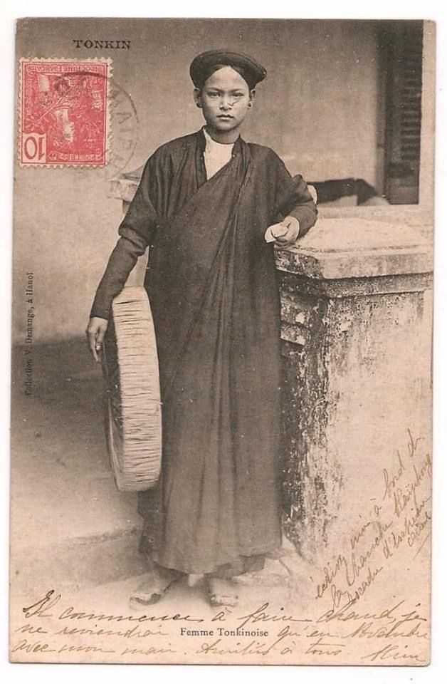 Hinh anh Áo dài thầy đồ: Tà áo mang mùi hương của mực mài và đạo học Việt 11