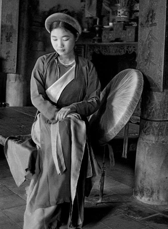 Hinh anh Áo dài thầy đồ: Tà áo mang mùi hương của mực mài và đạo học Việt 10