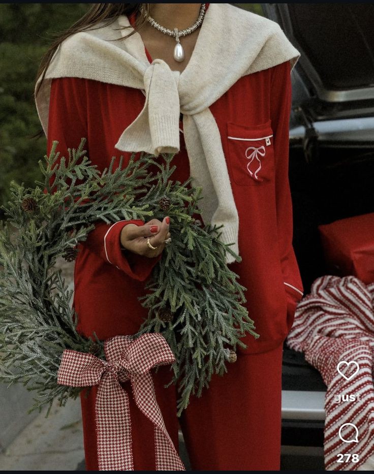 Hinh anh Hiện tượng Bowcore bùng nổ trước Giáng Sinh 3