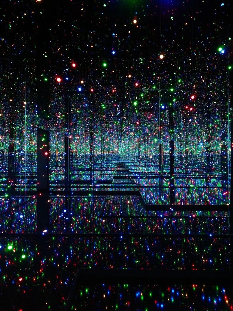 Hinh anh Vô hạn từ một chấm bi: Yayoi Kusama và cái đẹp không hoàn hảo 4