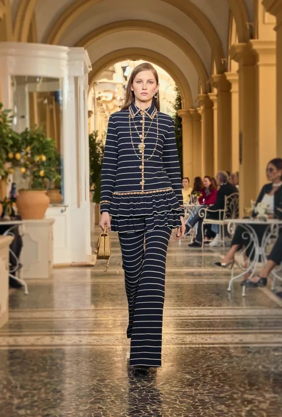 Hinh anh "Bắt thóp" stripes (hoạ tiết sọc) để thăng hạng outfit 11