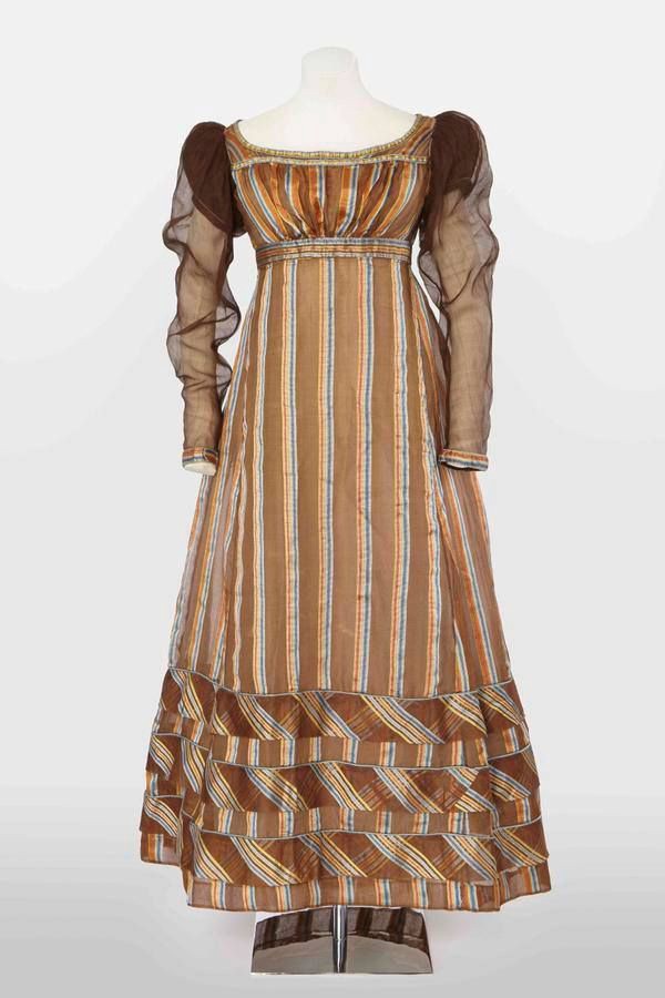 Hinh anh "Bắt thóp" stripes (hoạ tiết sọc) để thăng hạng outfit 31