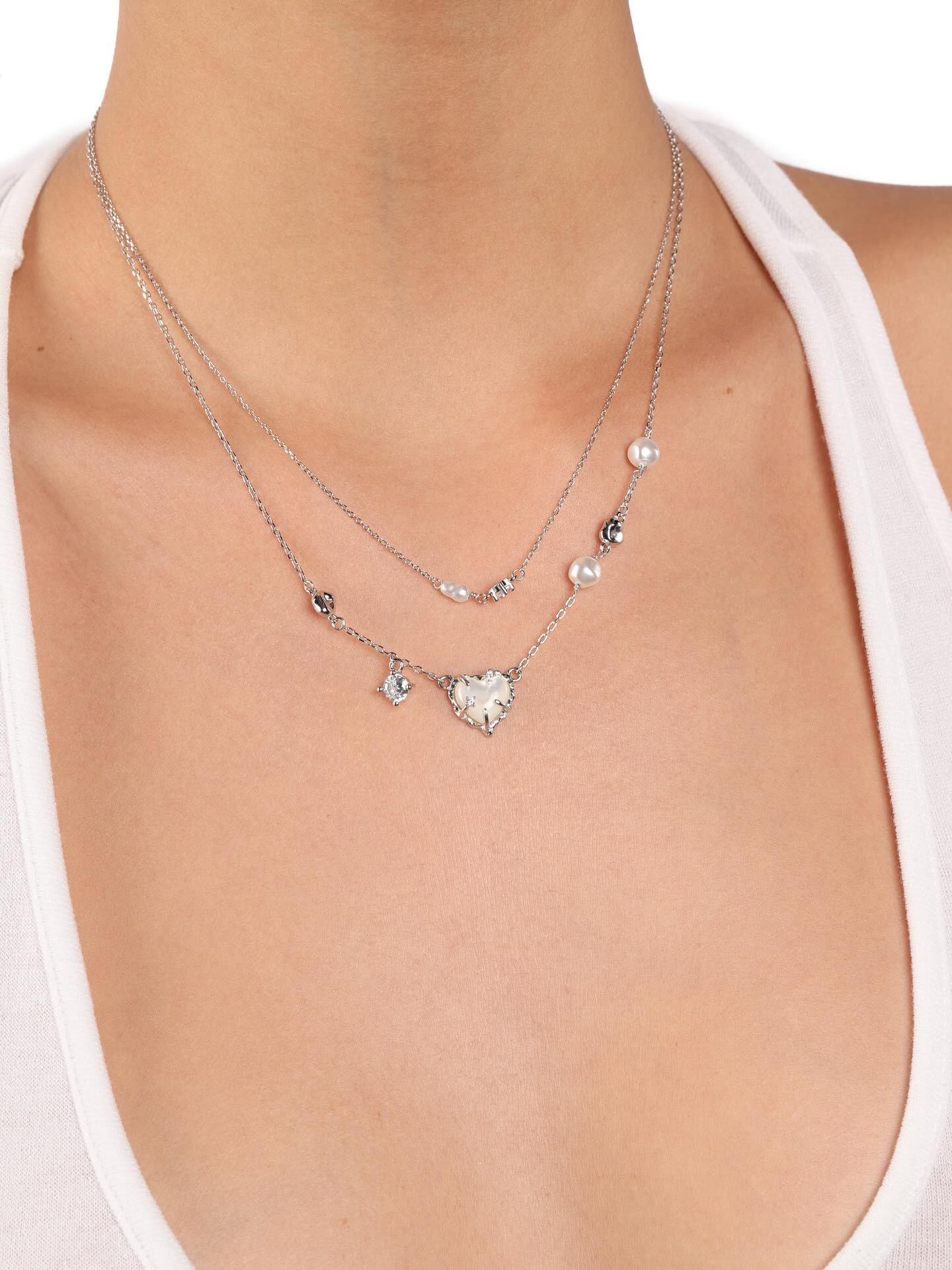 Hinh anh NEPHERTETI 2