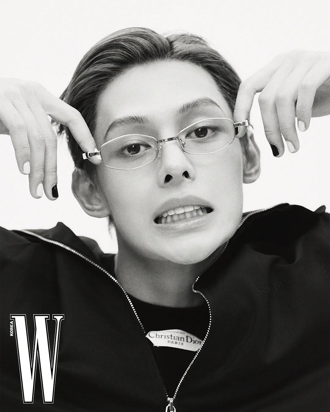 Hinh anh Bìa kỹ thuật số Vogue Korea &amp; W Korea 8