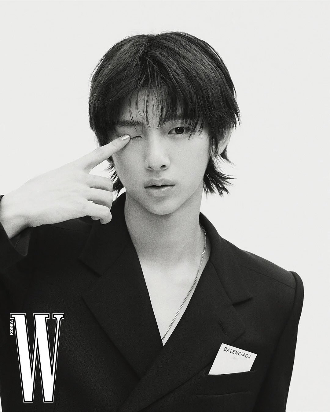 Hinh anh Bìa kỹ thuật số Vogue Korea &amp; W Korea 6