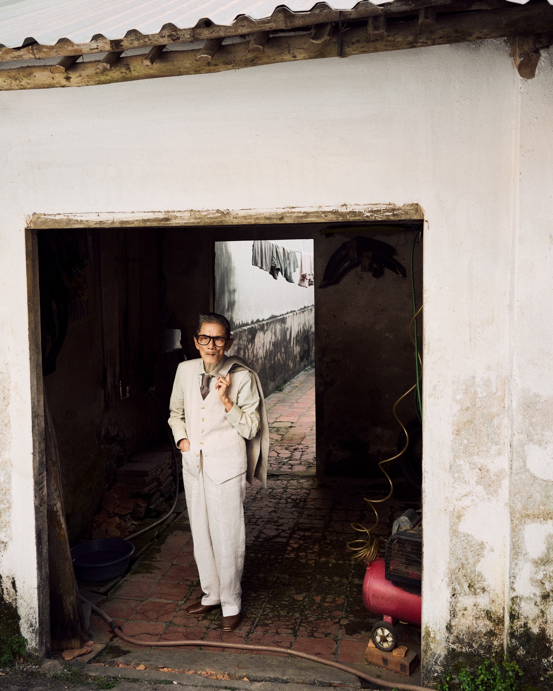 Hình ảnh: Âu phục vẫn là thiết kế chủ chốt của thương hiệu