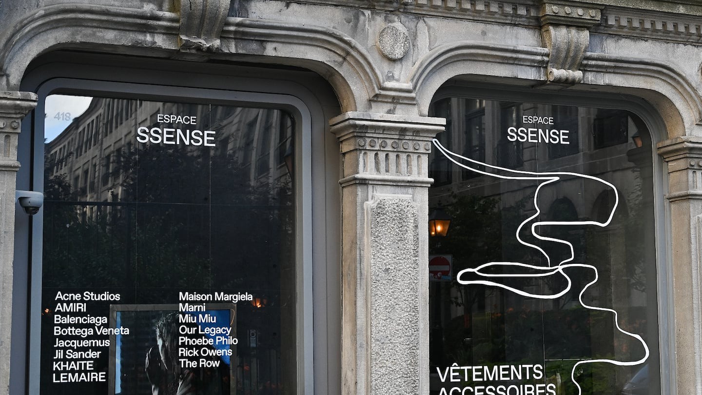 Hinh anh Recap 2025: 3 phép thử khắc nghiệt cho ngành thời trang toàn cầu 2