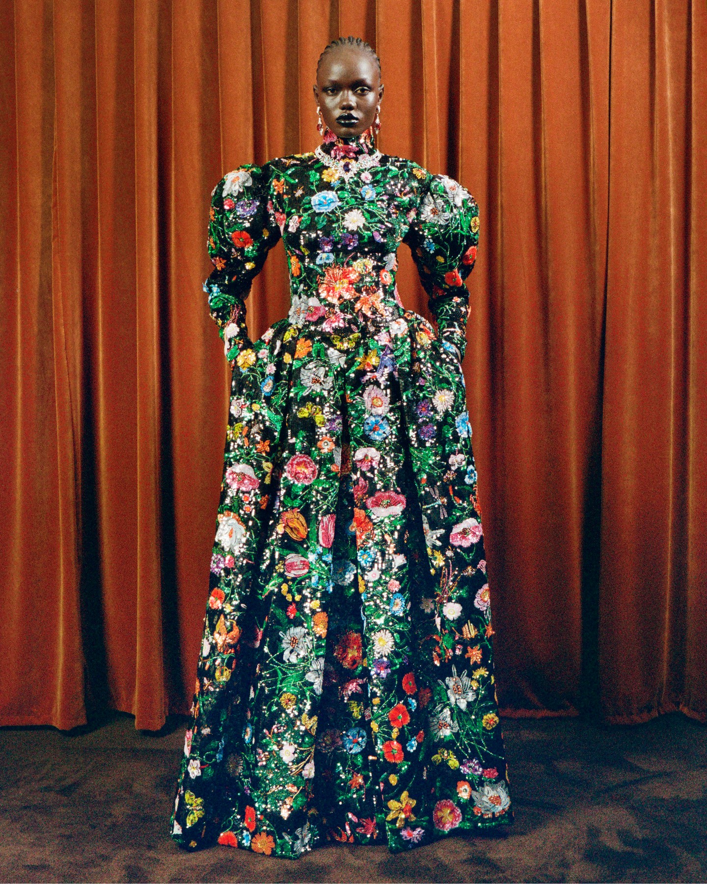 Hinh anh 5 "sàn diễn" thời trang nổi bật của năm 2025 13