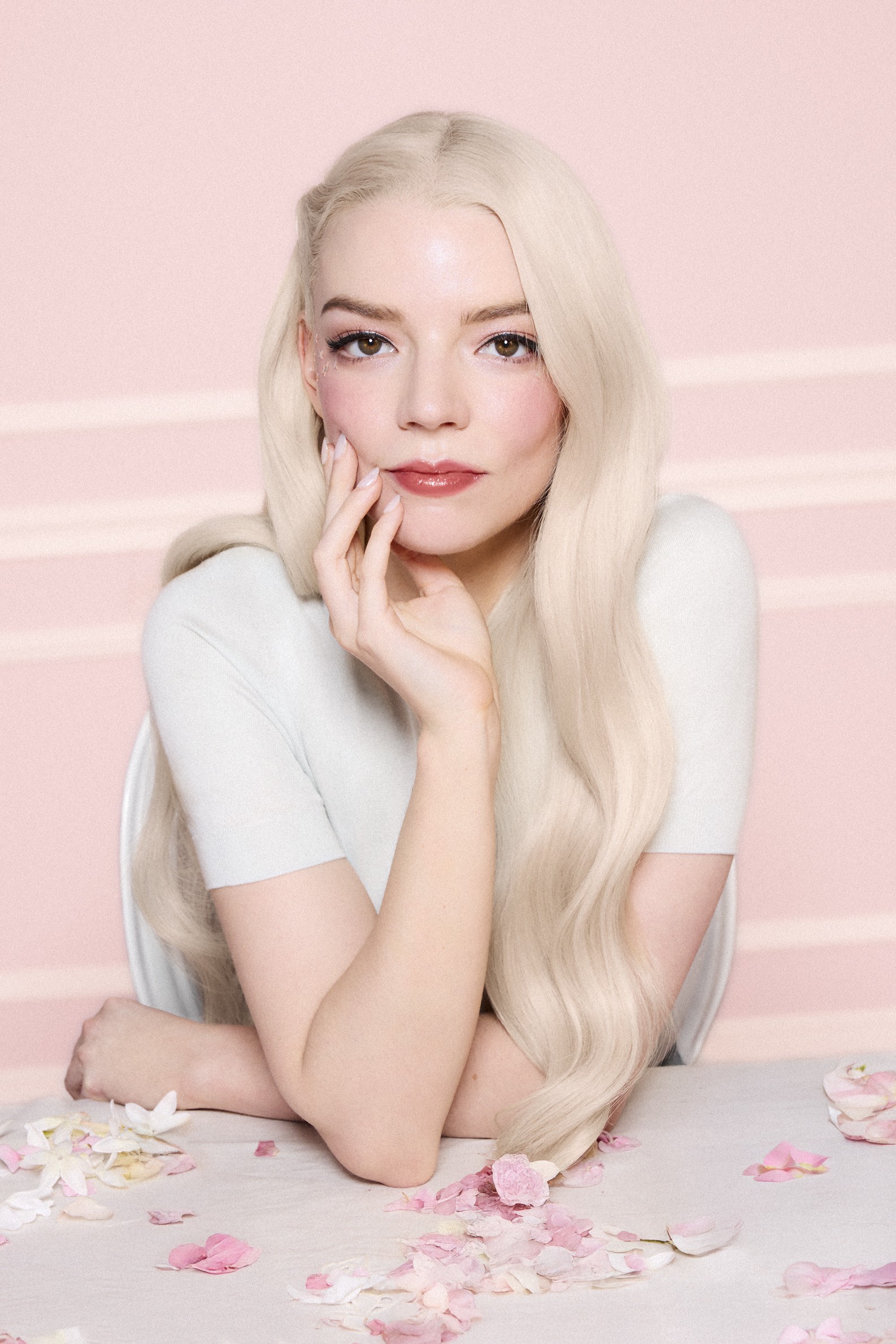 Hinh anh Anya Taylor-Joy, Jisoo và Willow Smith trở thành đại sứ Dior mảng nước hoa 2
