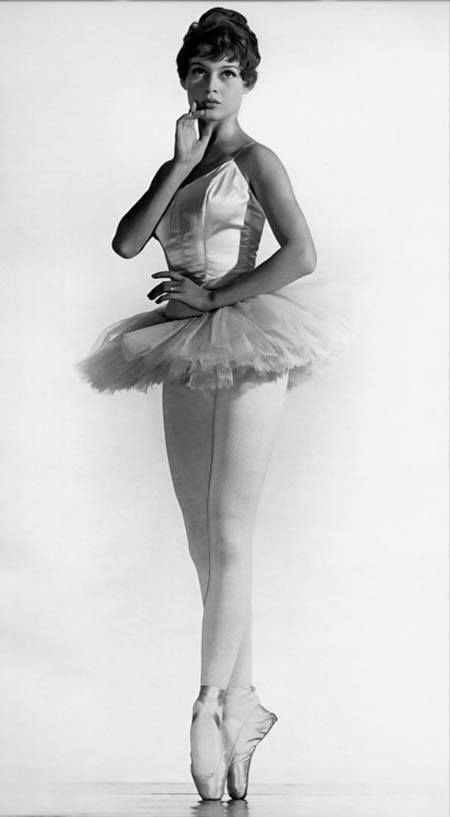 Hinh anh 10 items thời trang làm nên tên tuổi Brigitte Bardot 11