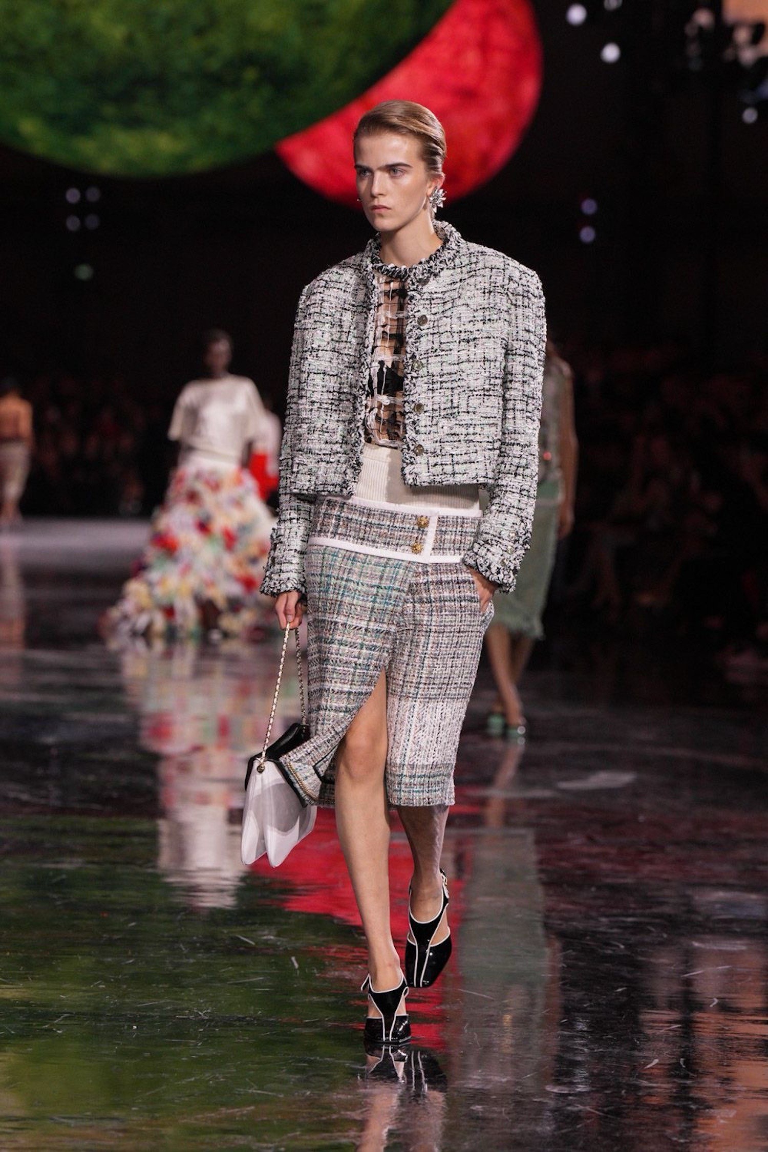 Hinh anh Từ khóa thời trang 2025: Archive - Kỷ nguyên của kho lưu trữ 10