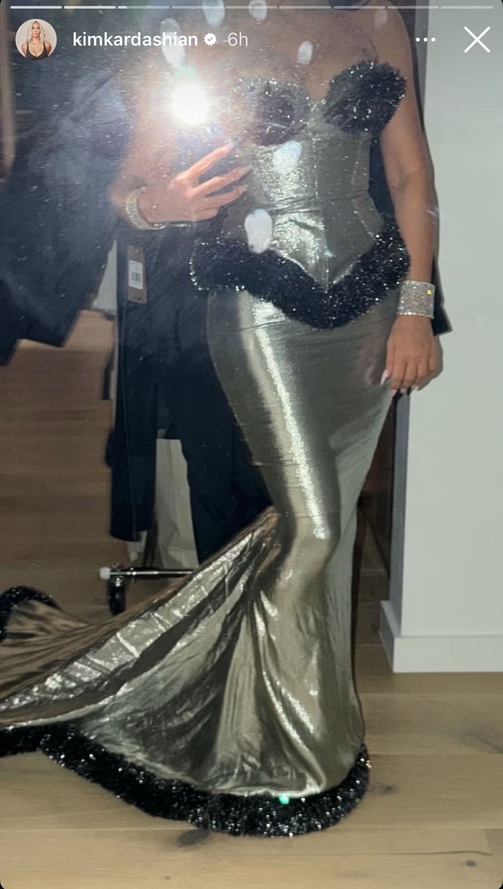 Hinh anh Từ khóa thời trang 2025: Archive - Kỷ nguyên của kho lưu trữ 23