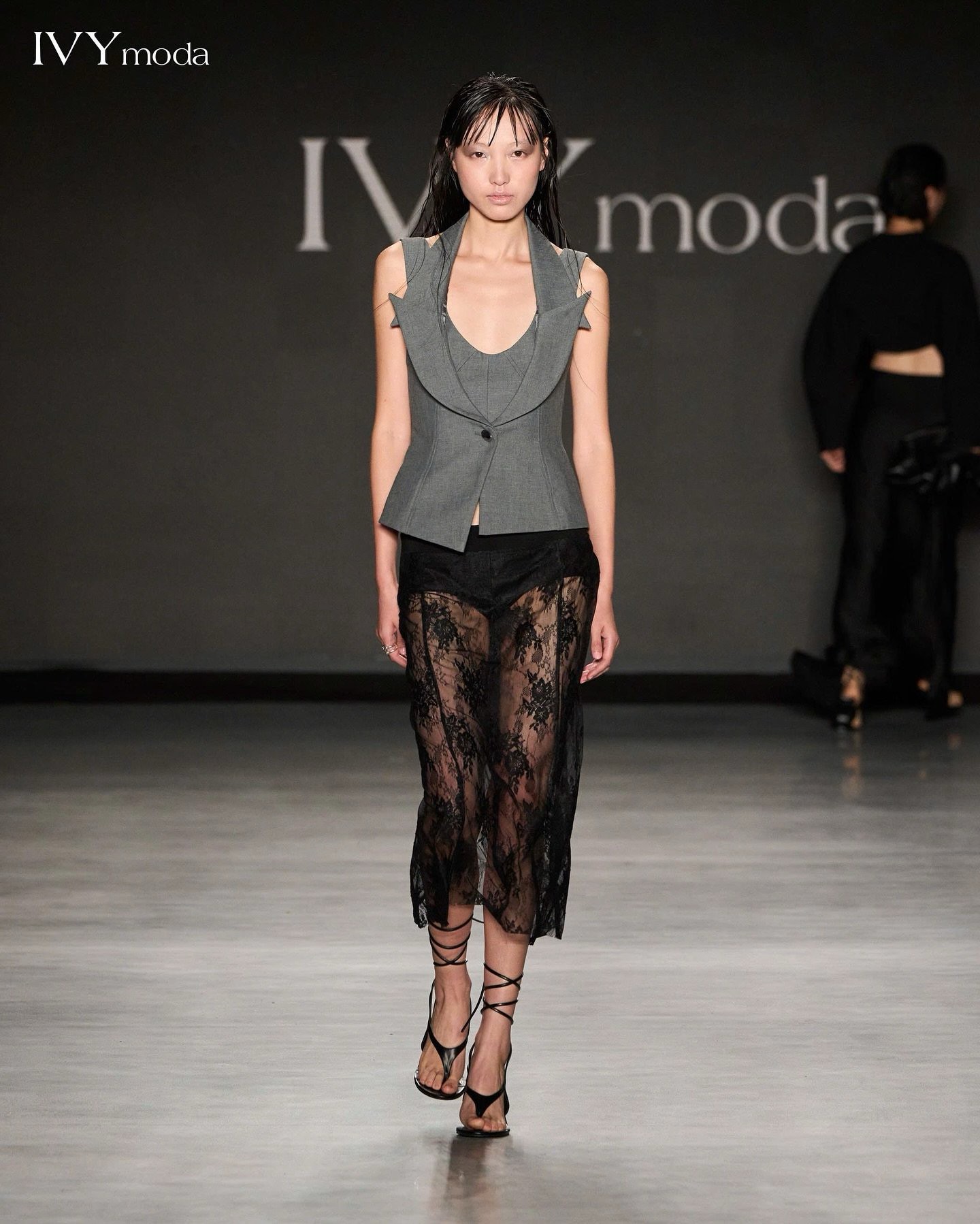 Hinh anh SR NEWS RECAP 2025: Cùng nhìn lại một năm đặc sắc của nền thời trang Việt 15