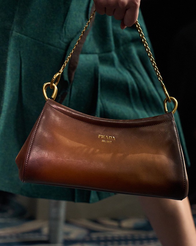 Hinh anh Sự phát triển của thị trường resale 2