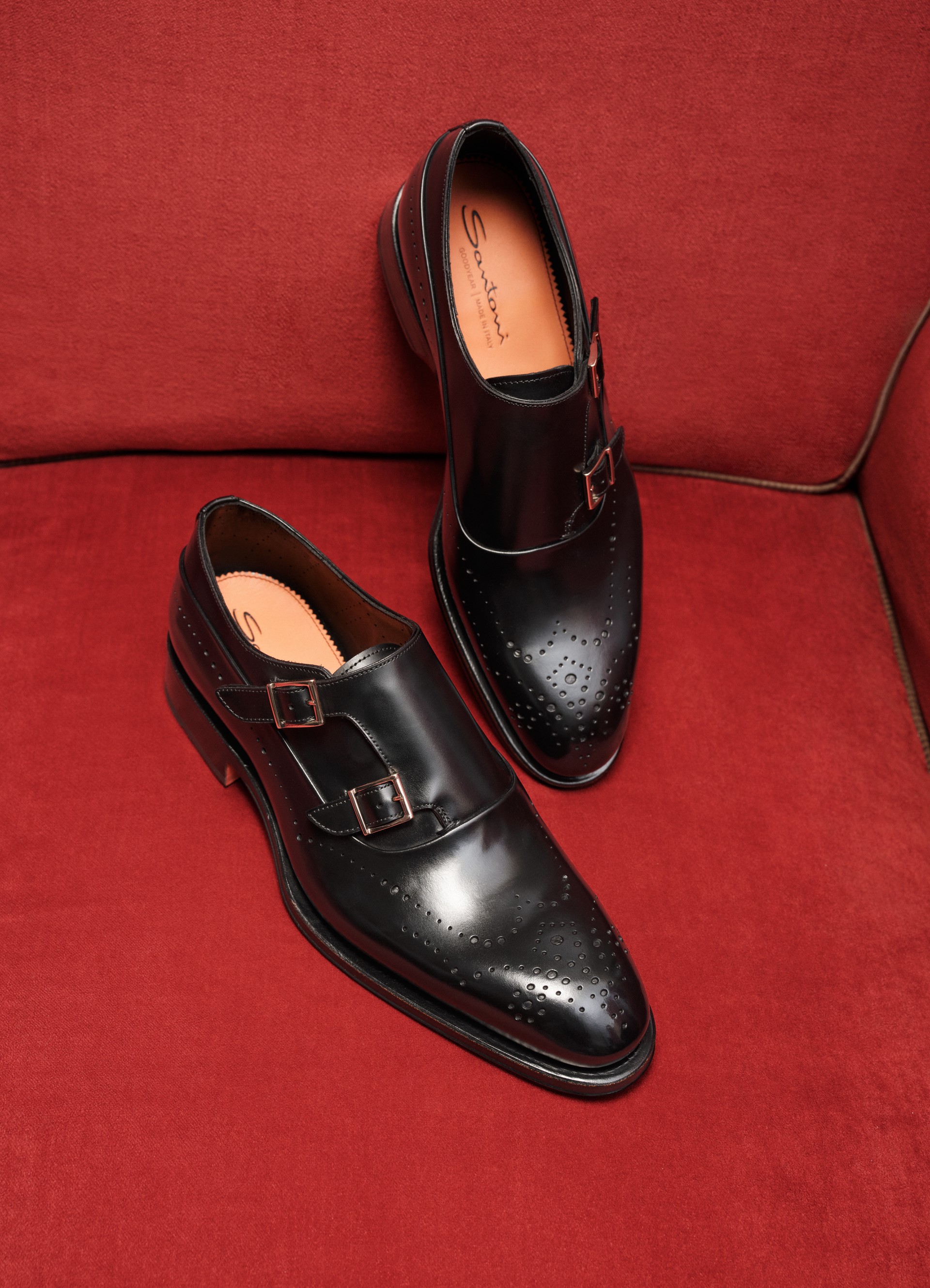 Hinh anh Santoni "The Art of Chilling": Thời gian ẩn mình trong từng bước chân thong dong 2