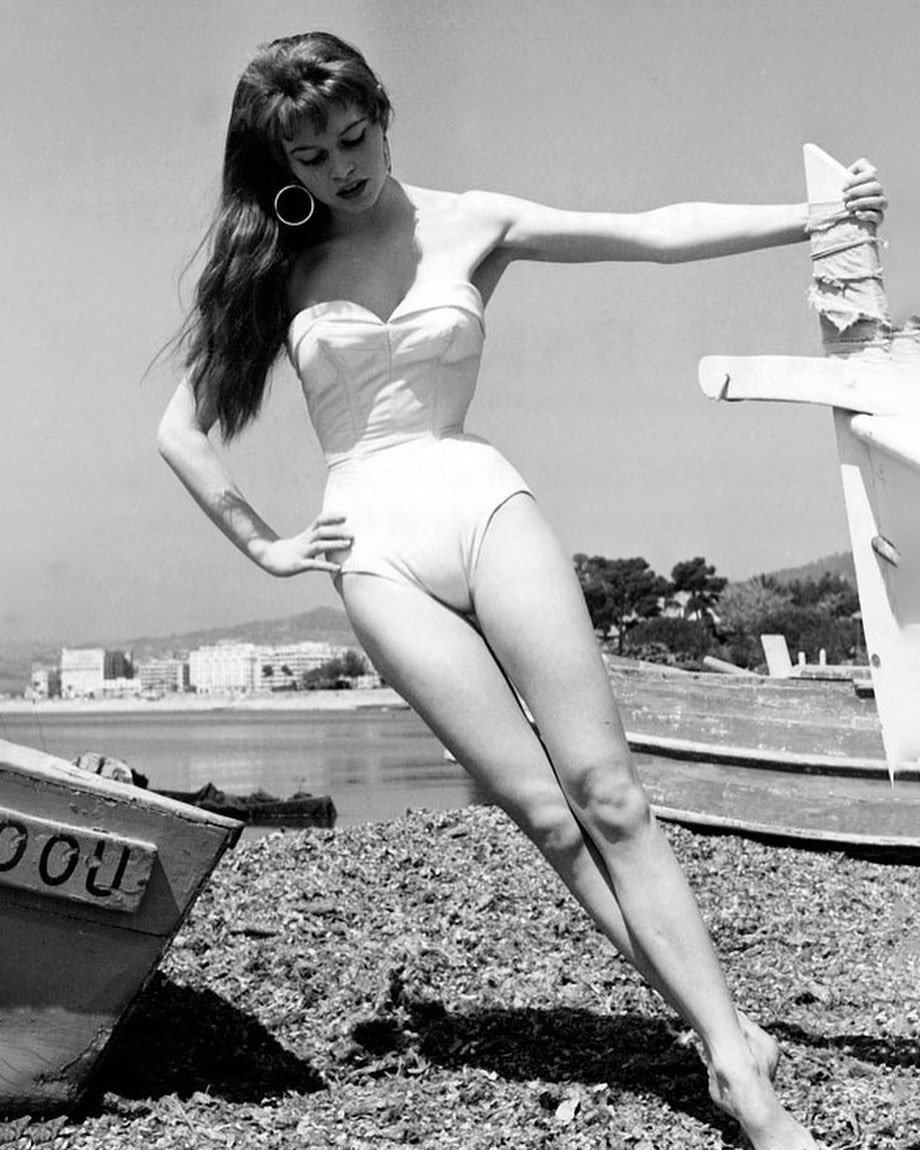 Hinh anh 10 items thời trang làm nên tên tuổi Brigitte Bardot 16