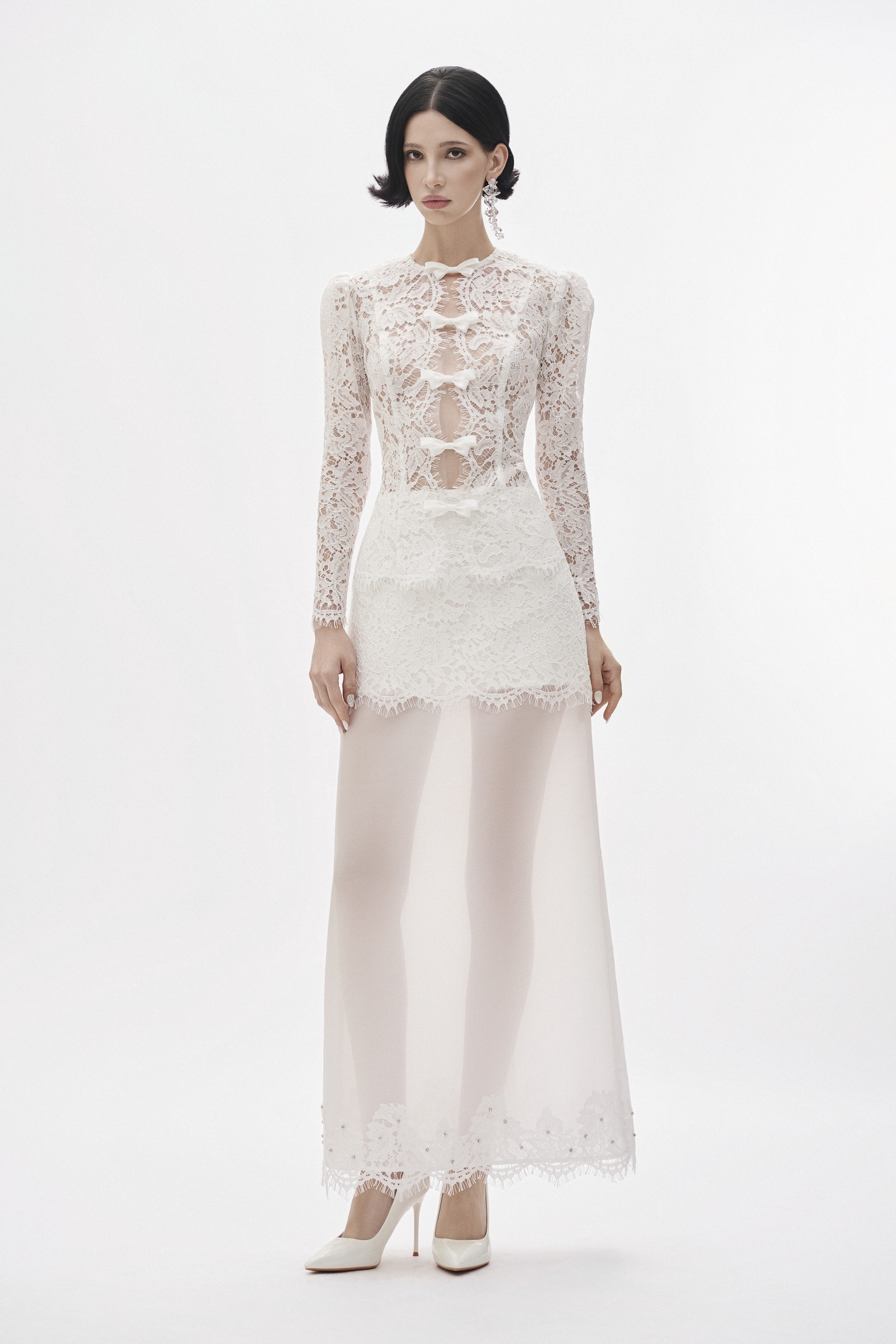 Các thiết kế trang phục thời trang của Uyển Nhi