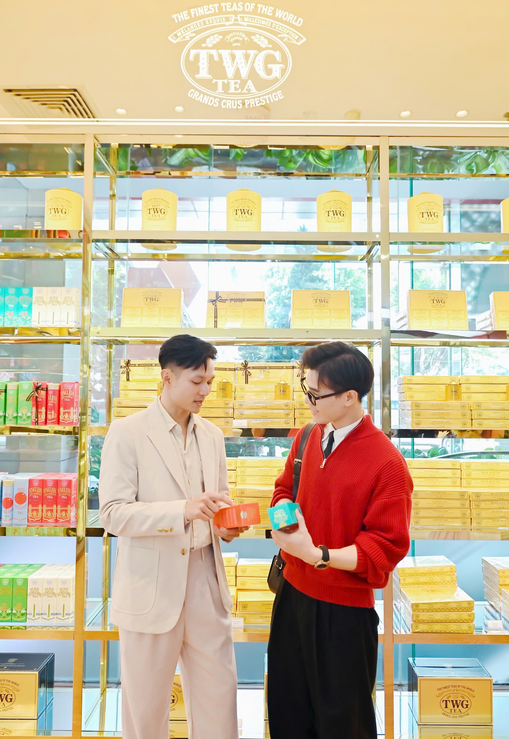 Hinh anh MENAS Group khai trương Mena Cosmetics & Perfumes và Twg Tea 9