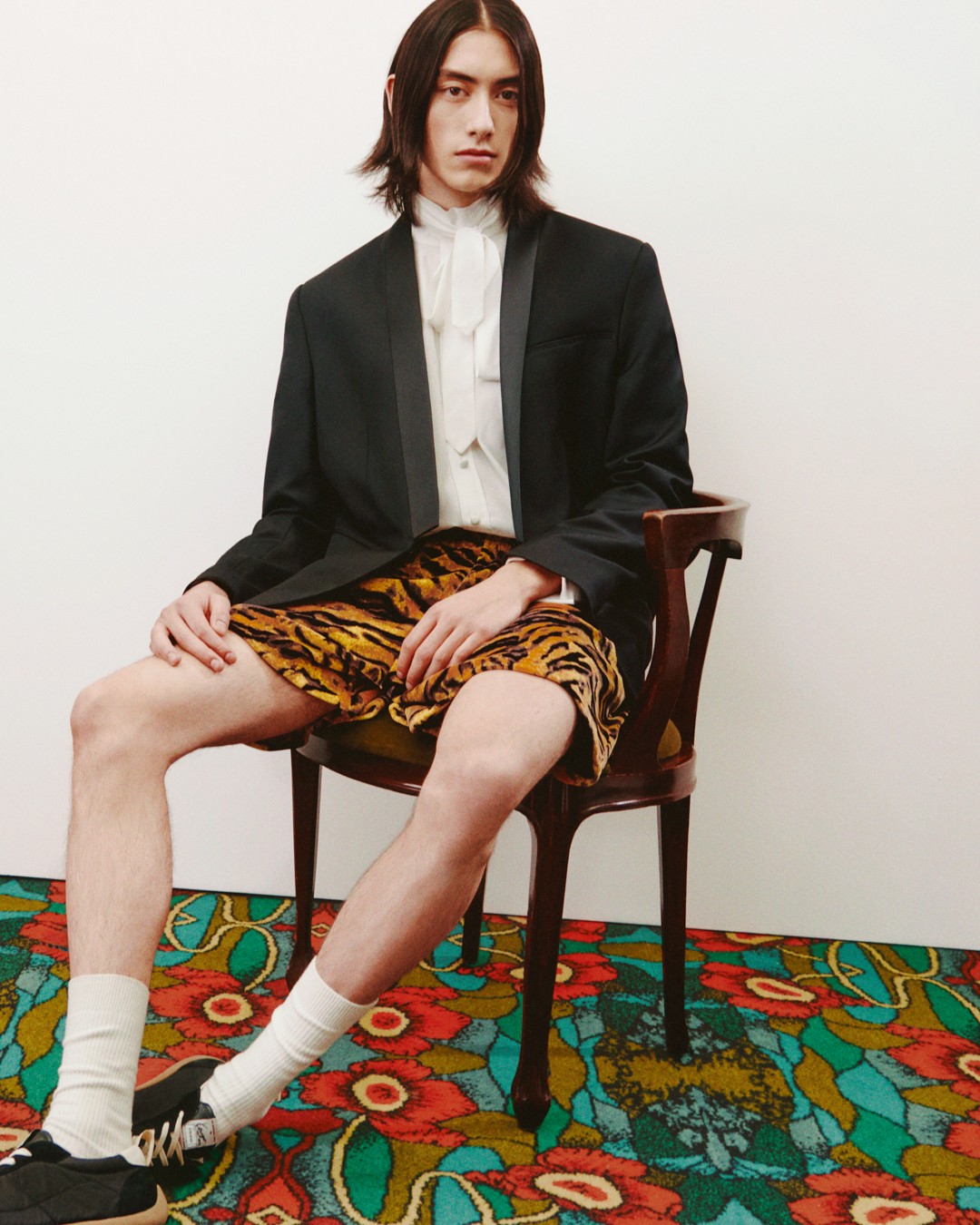 Hinh anh NIGO và chủ nghĩa Maxim's "xâm nhập" thánh đường phù hoa của KENZO 1