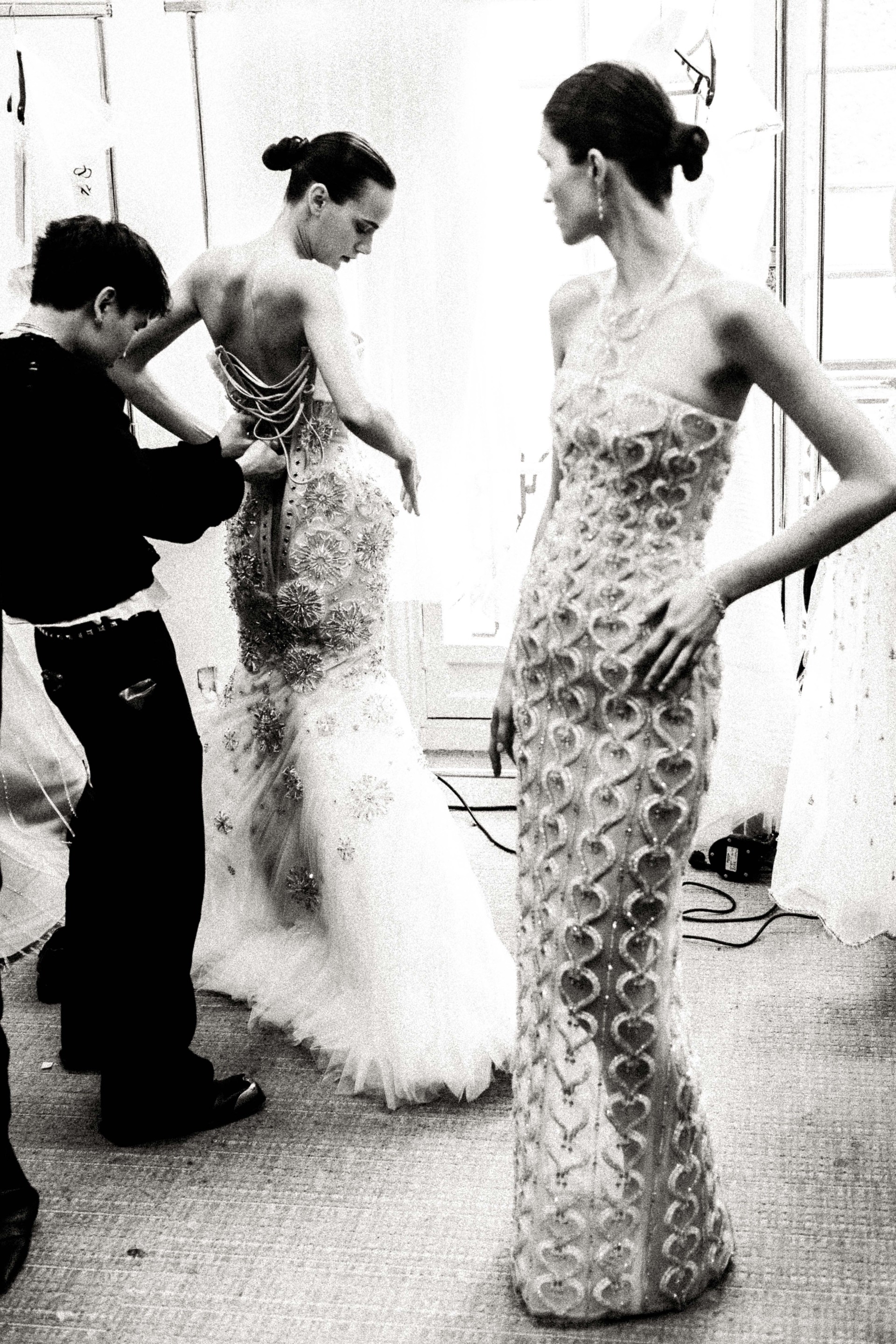 Hinh anh Câu chuyện từ Phan Huy: Haute couture đang lựa chọn điều gì? 9