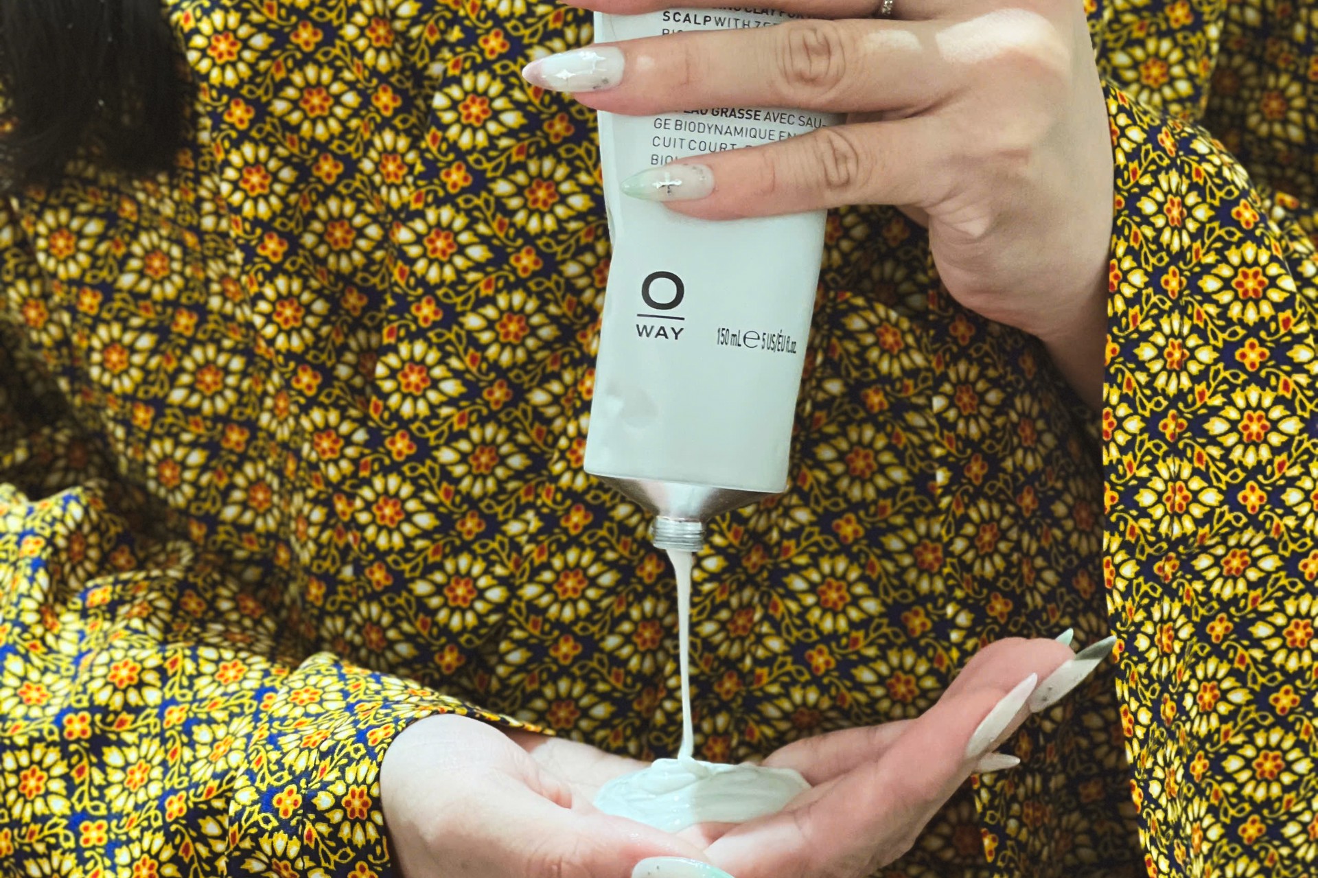 Hinh anh Đâu là những nguyên nhân khiến tóc dễ gãy rụng? 1