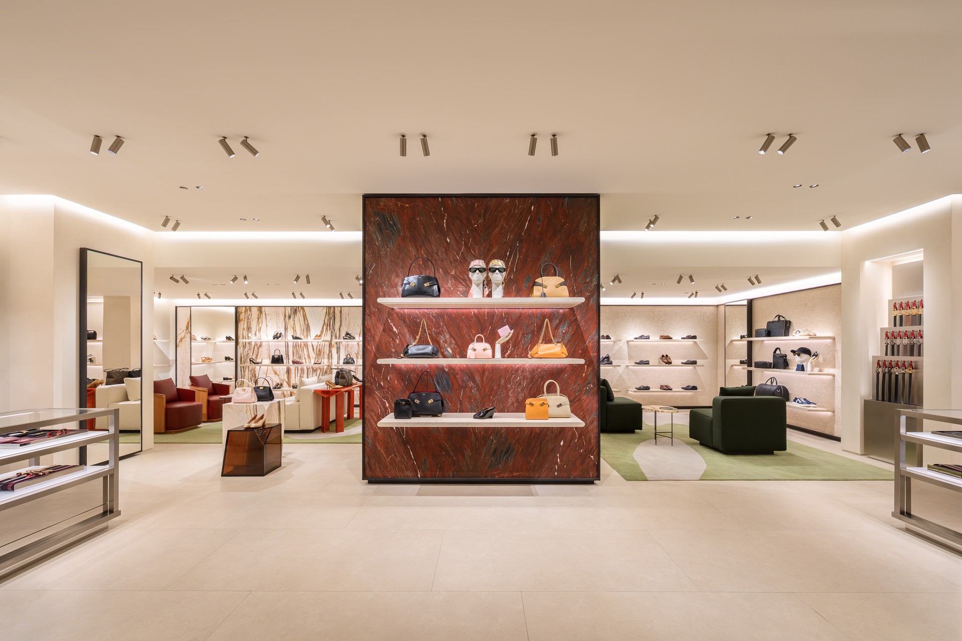 Hinh anh Khám phá di sản nước Ý bên trong Flagship Ferragamo 10