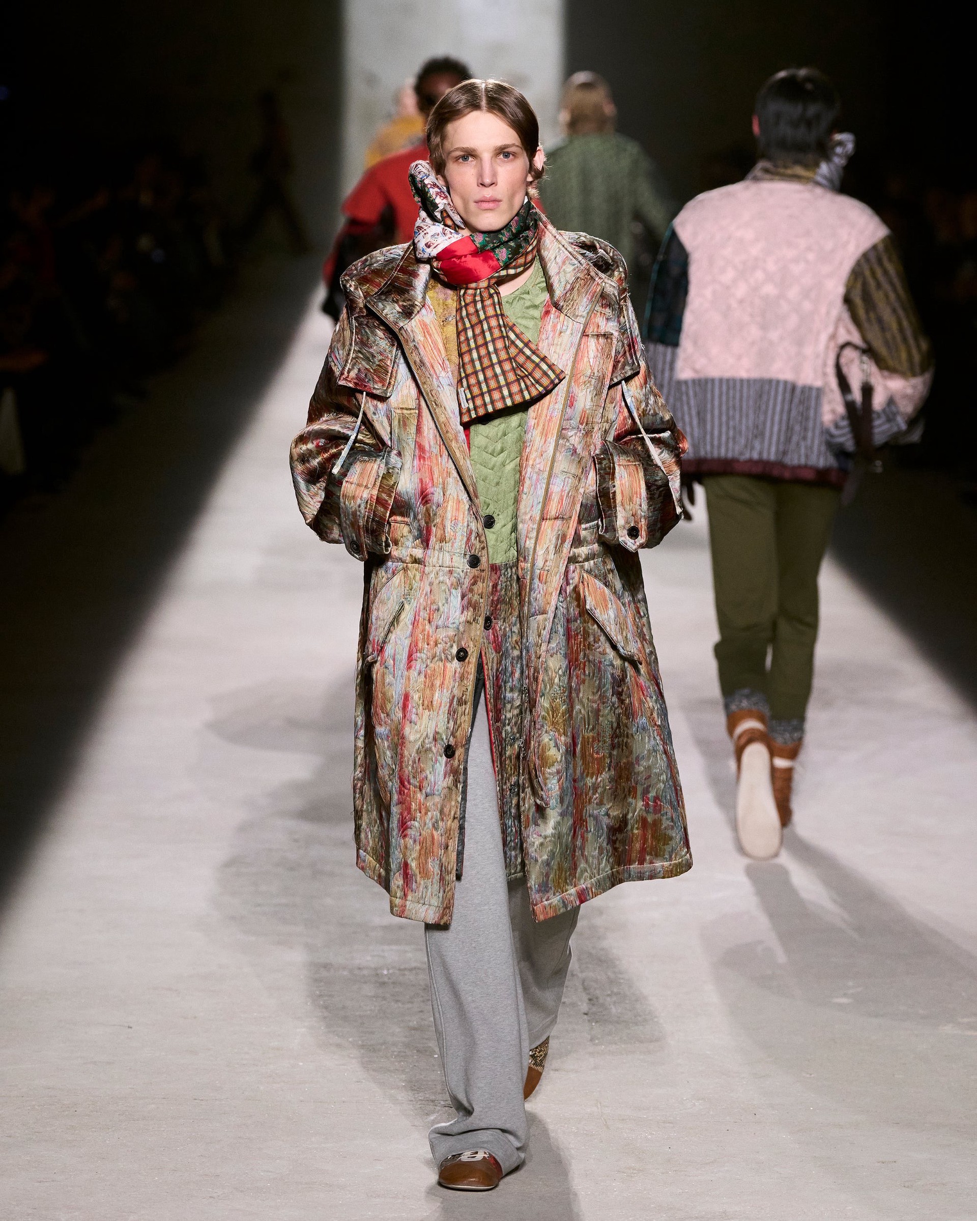 Hinh anh Đọc thêm: 41