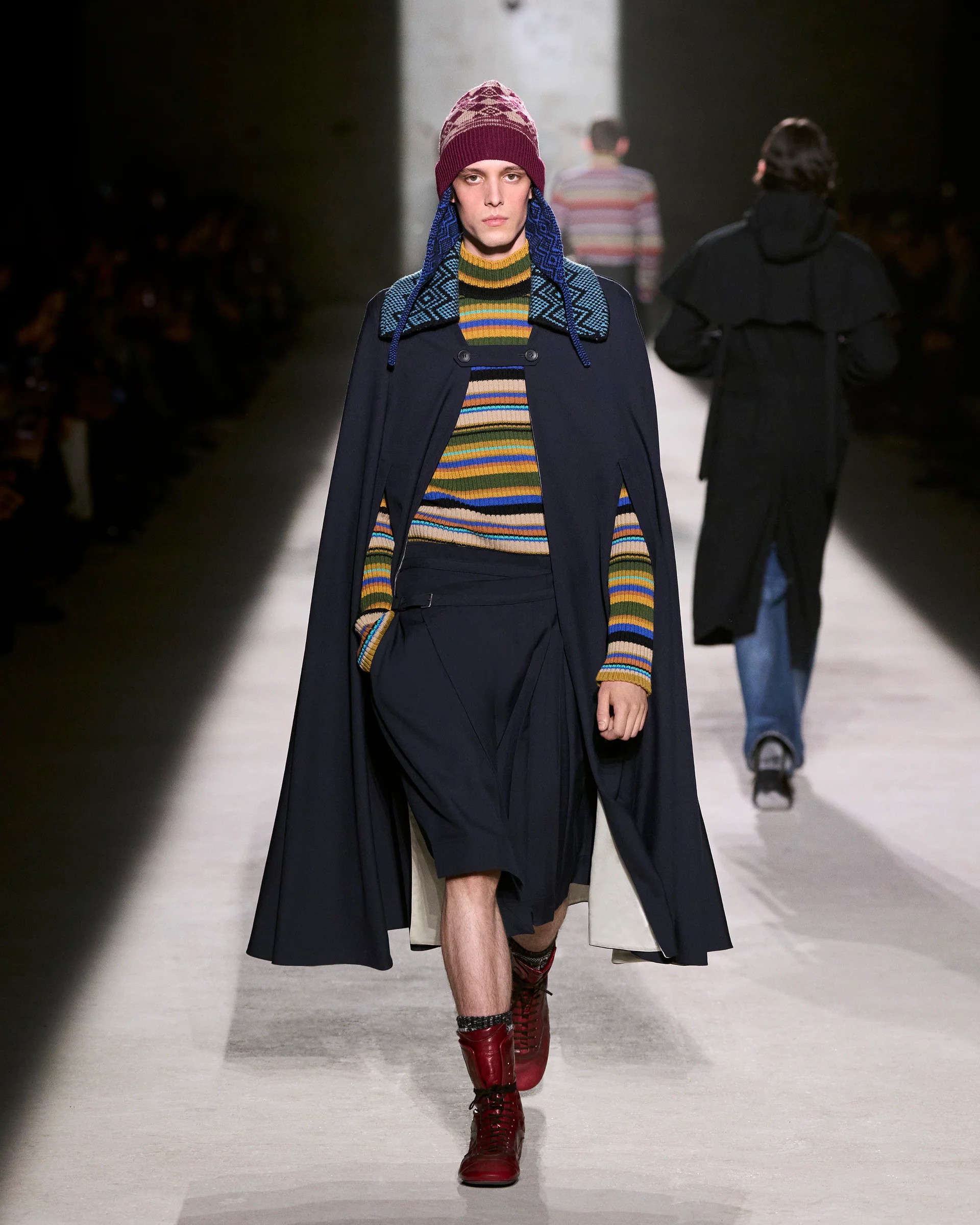 Hinh anh Đọc thêm: 42