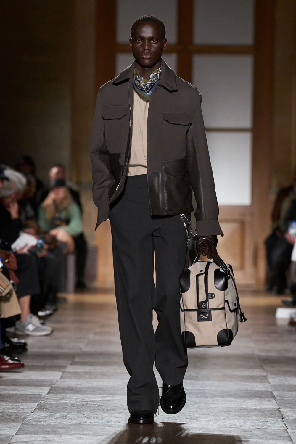 Hinh anh Đọc thêm: 30