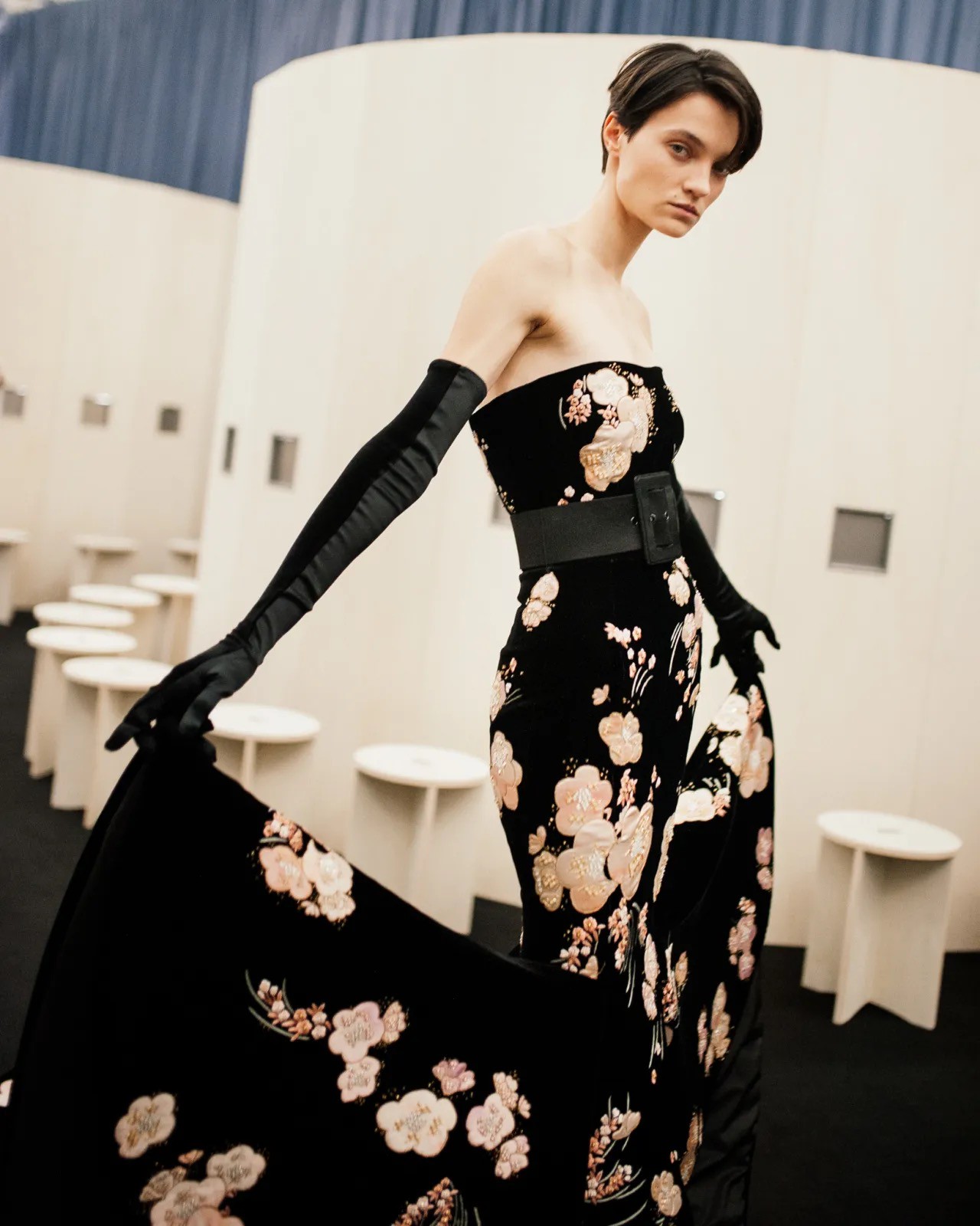 Hinh anh Valentino Haute Couture 2026: Qua những ô cửa tí hon 5