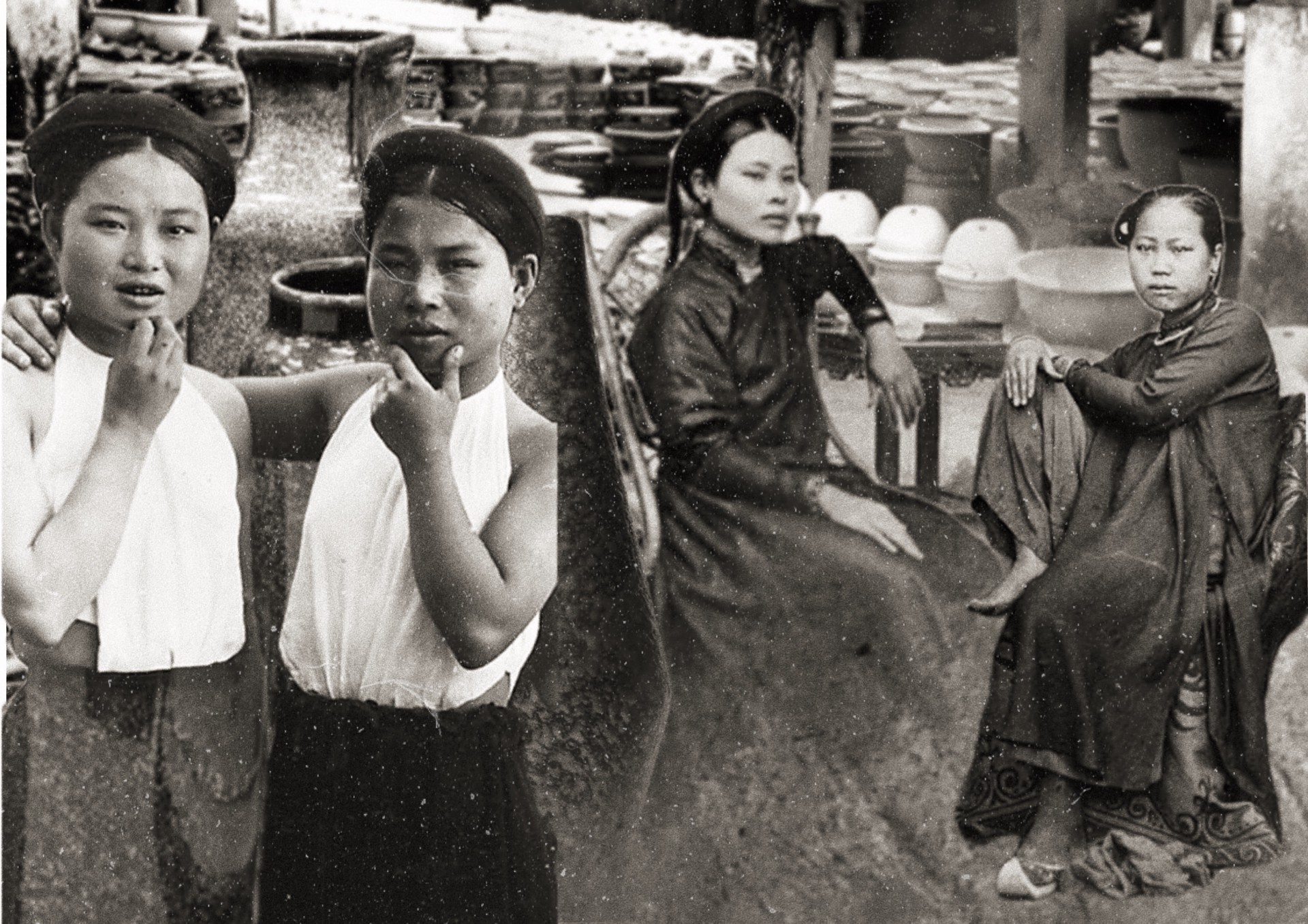 Hinh anh “Thời trang không nên dừng lại ở việc giữ nguyên di sản, mà cần tiếp tục đối thoại với nó bằng hơi thở của thời đại”, nhà thiết kế Trí Đông Phong chia sẻ. 2